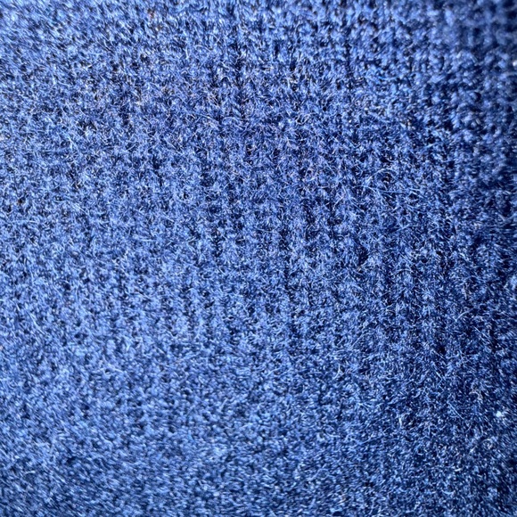 .J Crew 100% Cashmere Tee Sweater Navy Minimalist Capsule Wardrobe - Picture 3 of 7